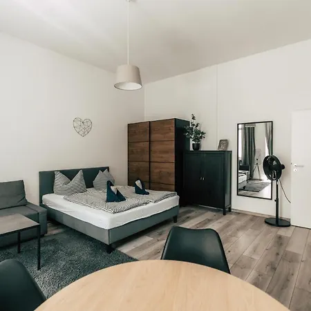 Luga Homes - Gewandhaus *