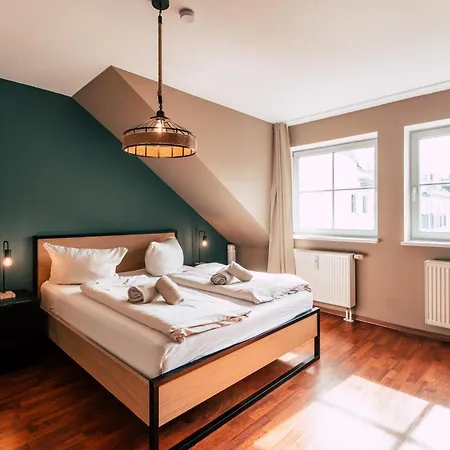 Luga Homes - Gewandhaus Lägenhet *