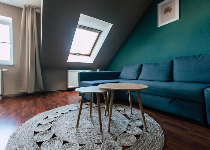 Luga Homes - Gewandhaus Apartamento